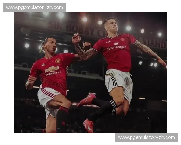 曼联新援组合化学反应逐渐成型 前场跑位默契度已达欧冠级别